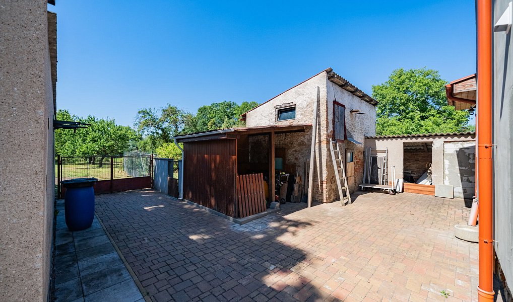 Prodej domu 130 m² s pozemkem 1 444 m², Žáky – náhled fotky 36