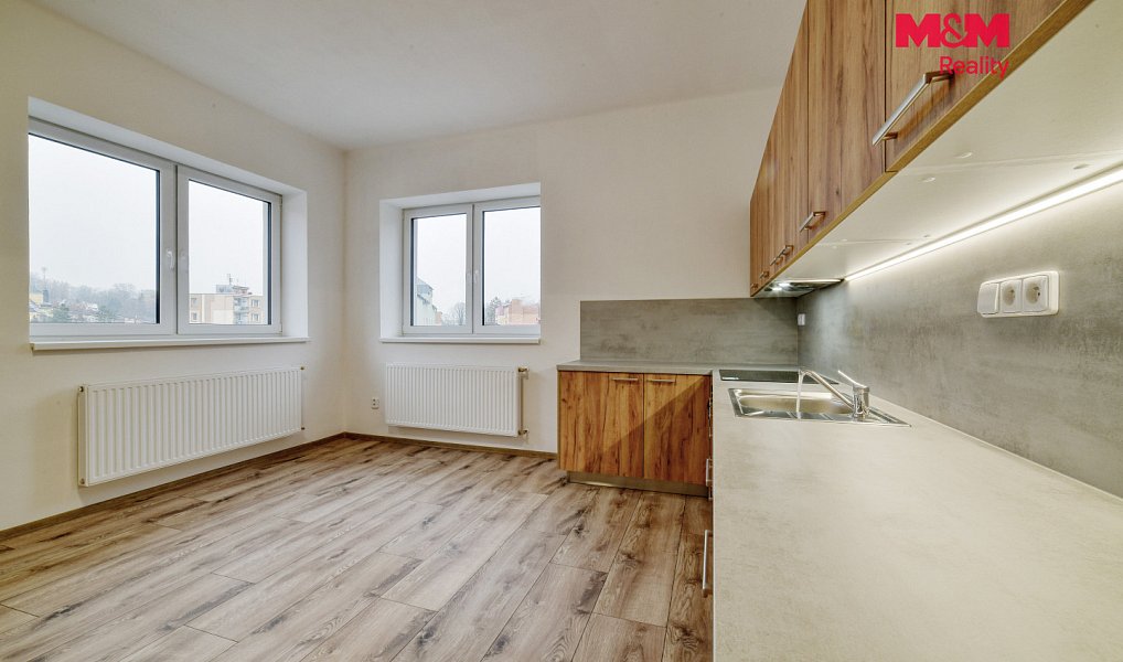 Prodej nájemního domu, činžáku 218 m², Luby – náhled fotky 23