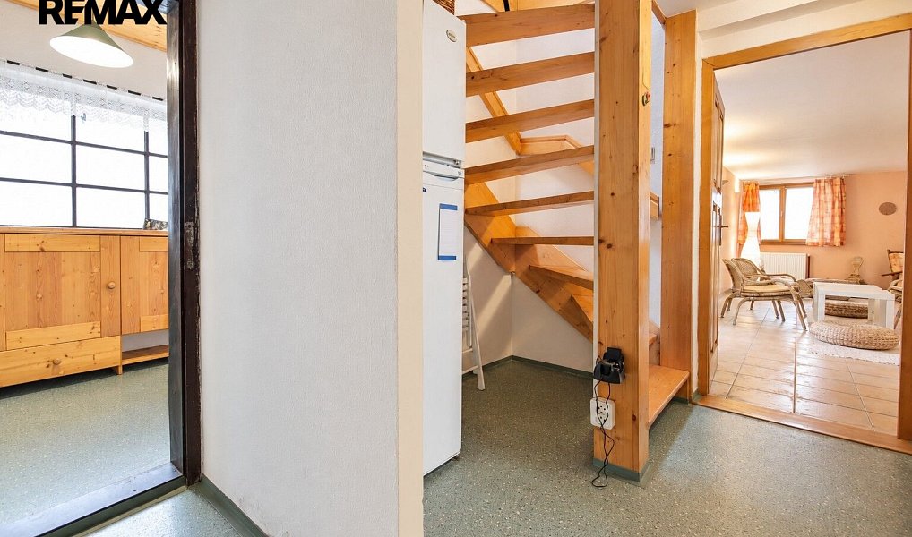 Prodej domu 168 m² s pozemkem 440 m², Zahrádky – náhled fotky 12