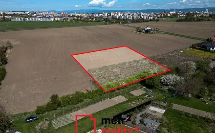 Prodej stavebního pozemku 3 888 m², Zákřovská, Olomouc - Nemilany