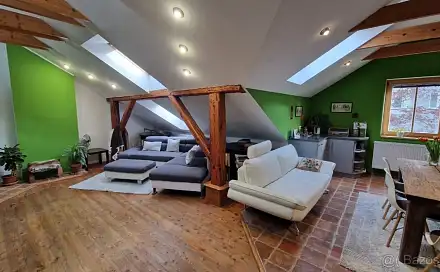 Prodej bytu 4+kk 104 m², Třebízského, Jihlava