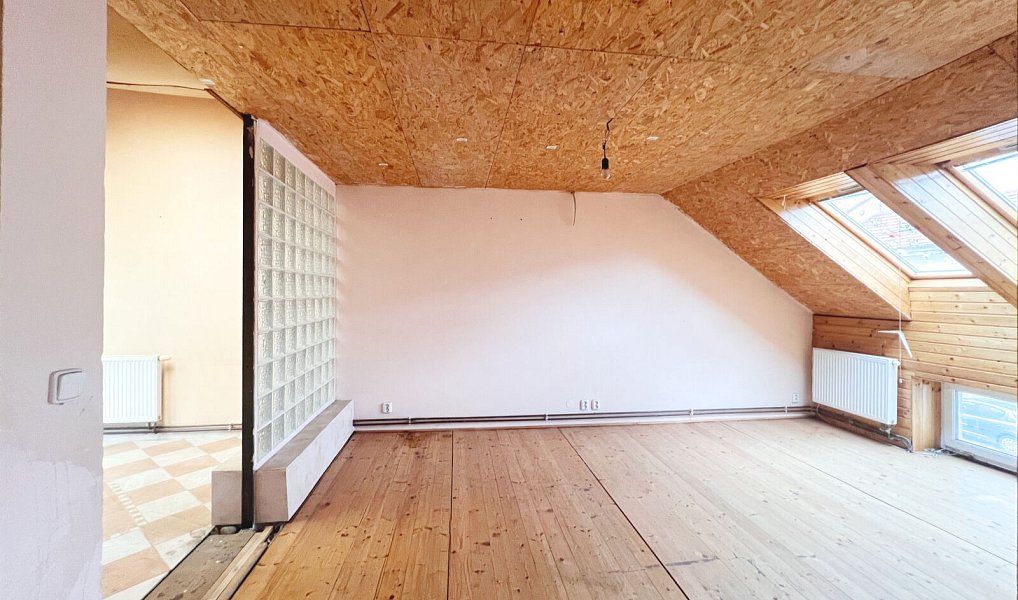 Prodej domu 244 m² s pozemkem 849 m², Praha – náhled fotky 15