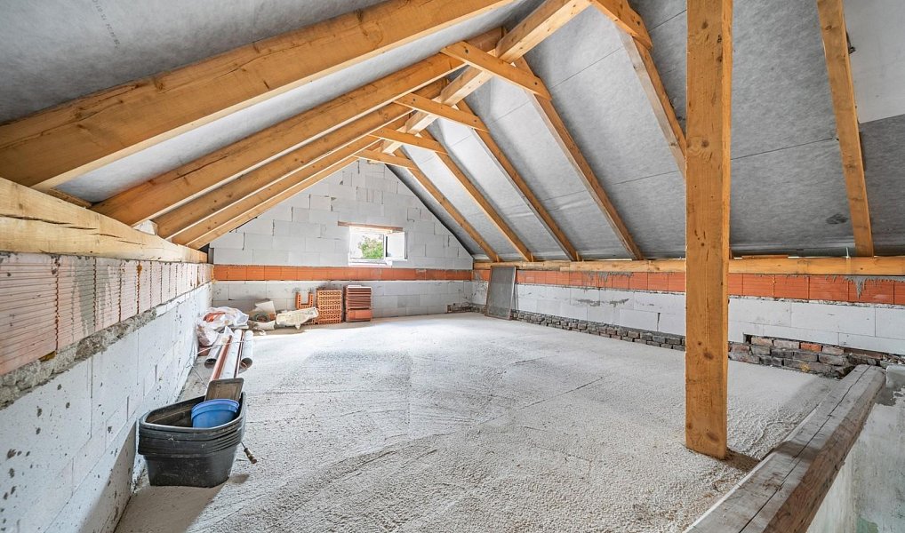 Prodej domu 162 m² s pozemkem 605 m², Hevlín – náhled fotky 28