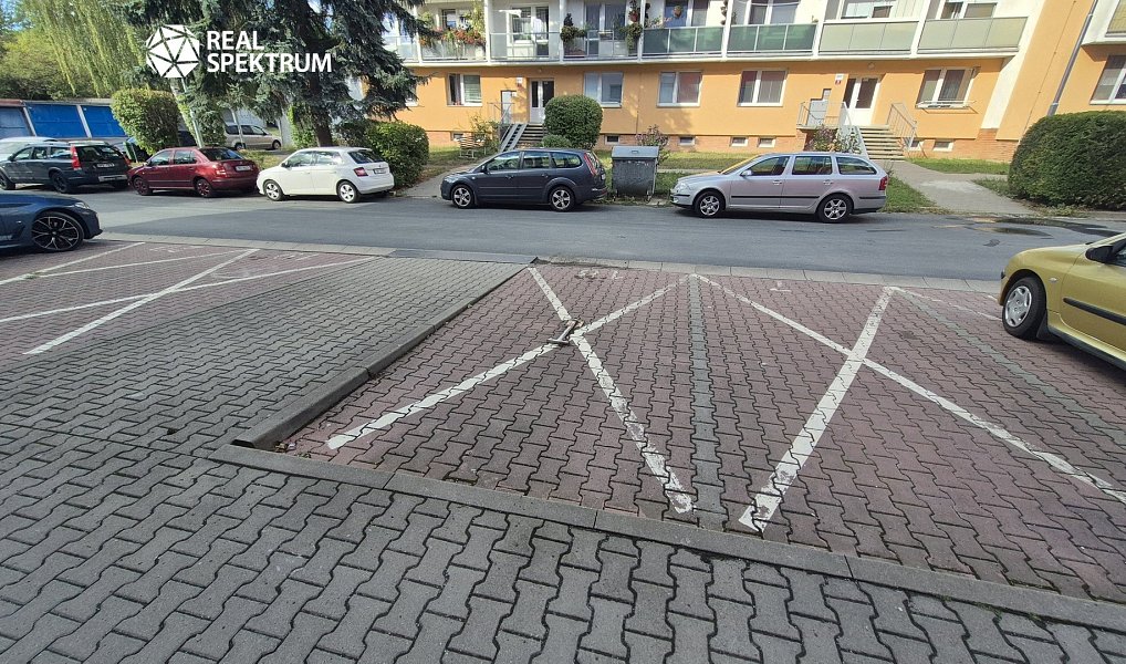 Pronájem bytu 3+kk 80 m², Kuřim – náhled fotky 20