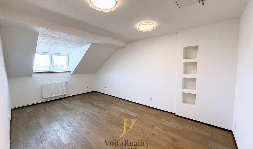 Pronájem bytu 3+kk 83 m², Olomouc – náhled fotky 4