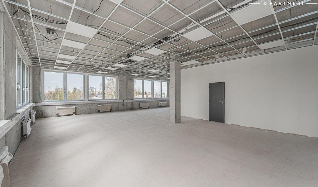 Pronájem kanceláře 250 m², Hradec Králové – náhled fotky 12