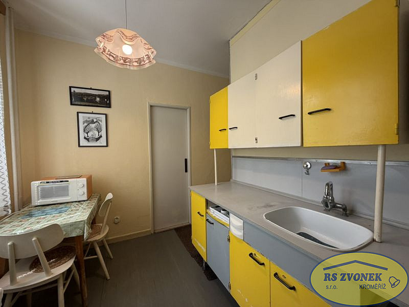 Pronájem bytu 3+1 66 m² – fotografie 2