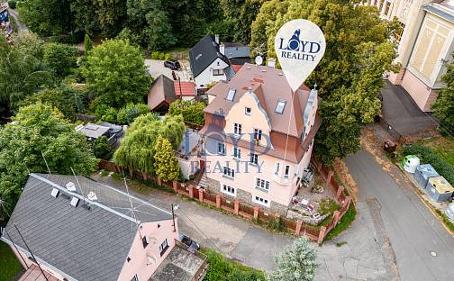 Prodej domu 221 m² s pozemkem 457 m², U Jezírka, Karlovy Vary - Doubí