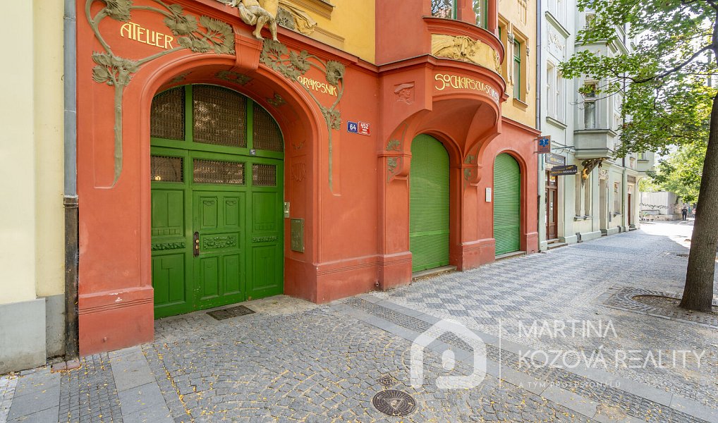 Pronájem bytu 4+1 130 m², Praha – náhled fotky 25