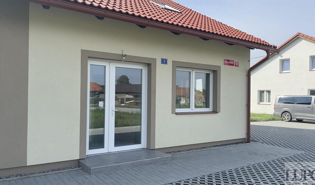Prodej domu 128 m² s pozemkem 400 m², Postřižín – náhled fotky 4