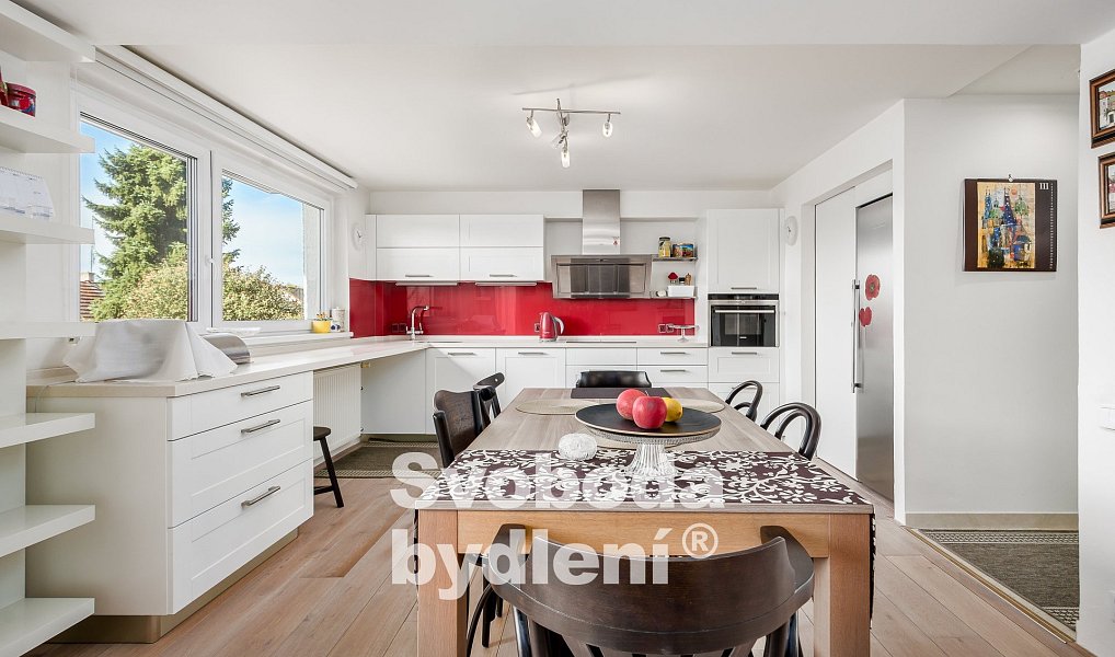 Prodej domu 222 m² s pozemkem 344 m², Praha – náhled fotky 7