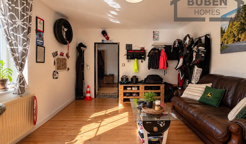 Prodej domu 200 m² s pozemkem 1 939 m², Ošelín – náhled fotky 20