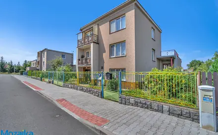 Prodej domu 196 m² s pozemkem 224 m², Pardubice - Dražkovice