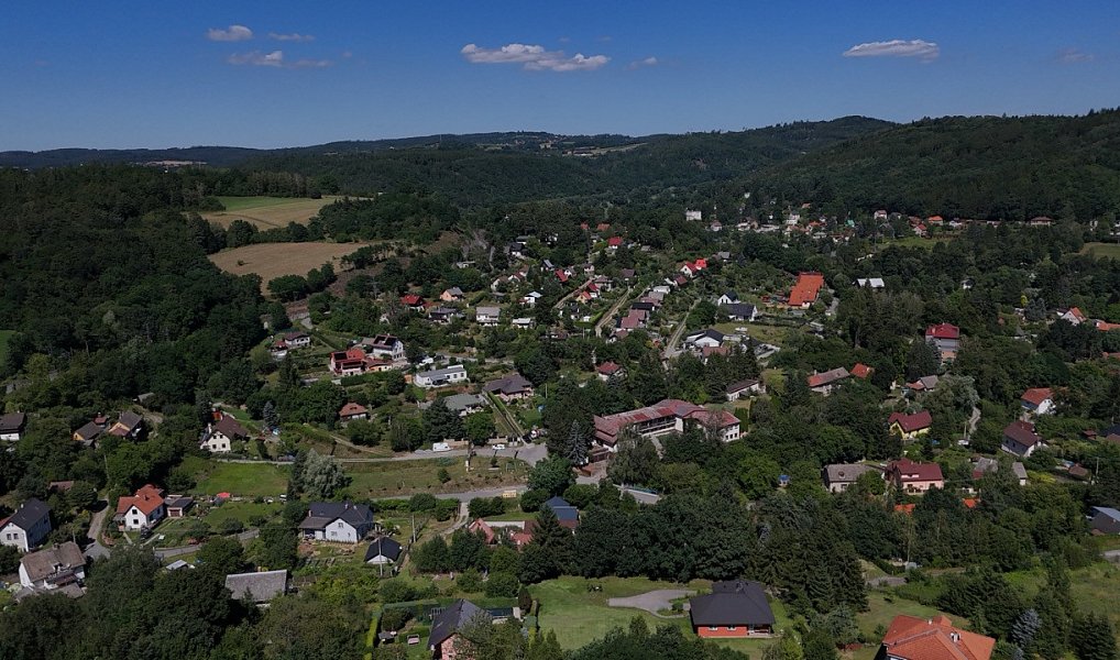 Prodej stavebního pozemku 1 671 m², Čtyřkoly – náhled fotky 9