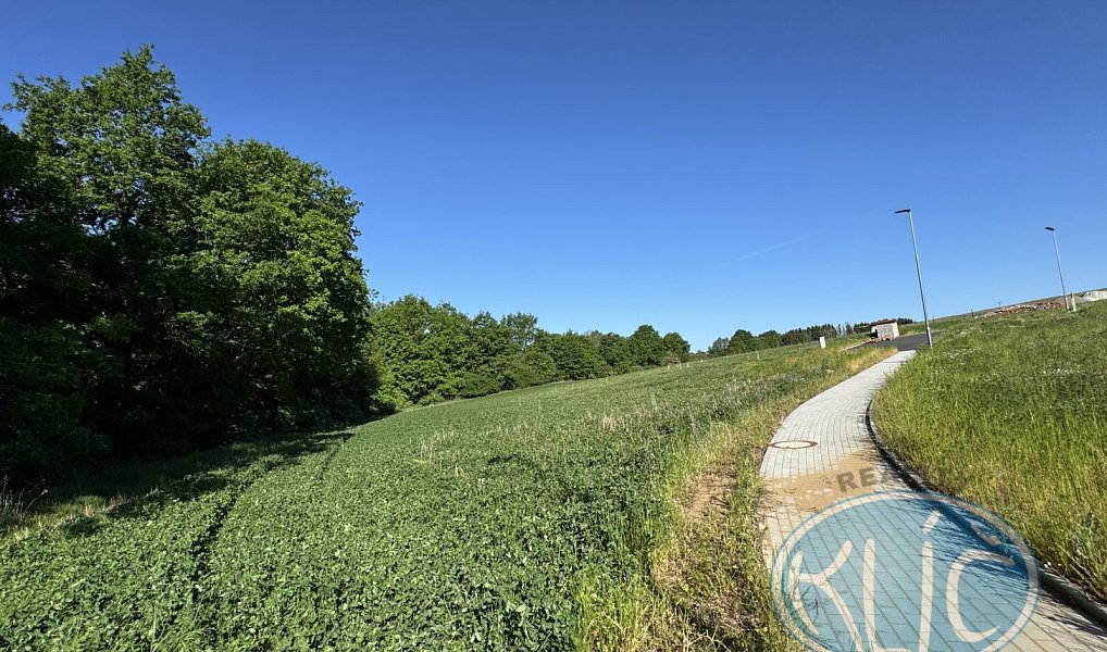 Prodej stavebního pozemku 1 360 m², Šebířov – náhled fotky 2