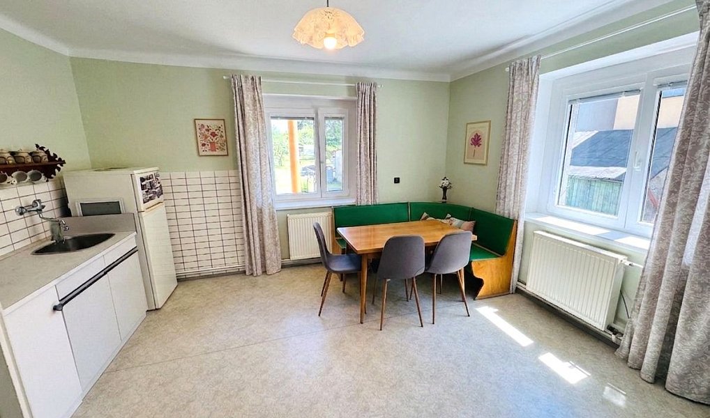 Prodej domu 240 m² s pozemkem 1 207 m², Ostřešany – náhled fotky 3