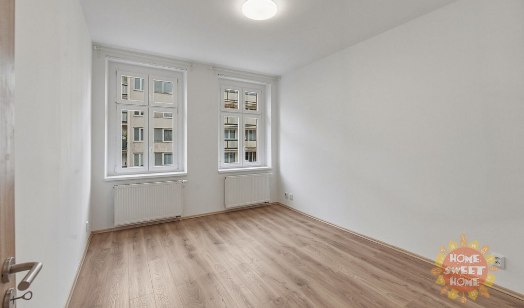Pronájem bytu 2+kk 38 m², Praha – náhled fotky 4