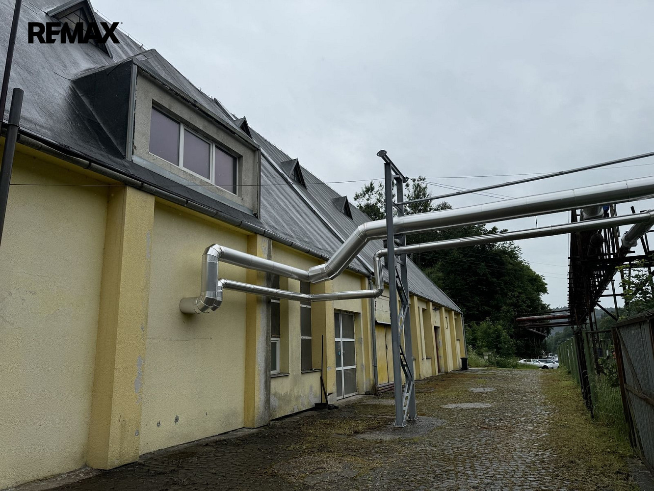 Pronájem výrobních prostor 1 340 m² — photo 2