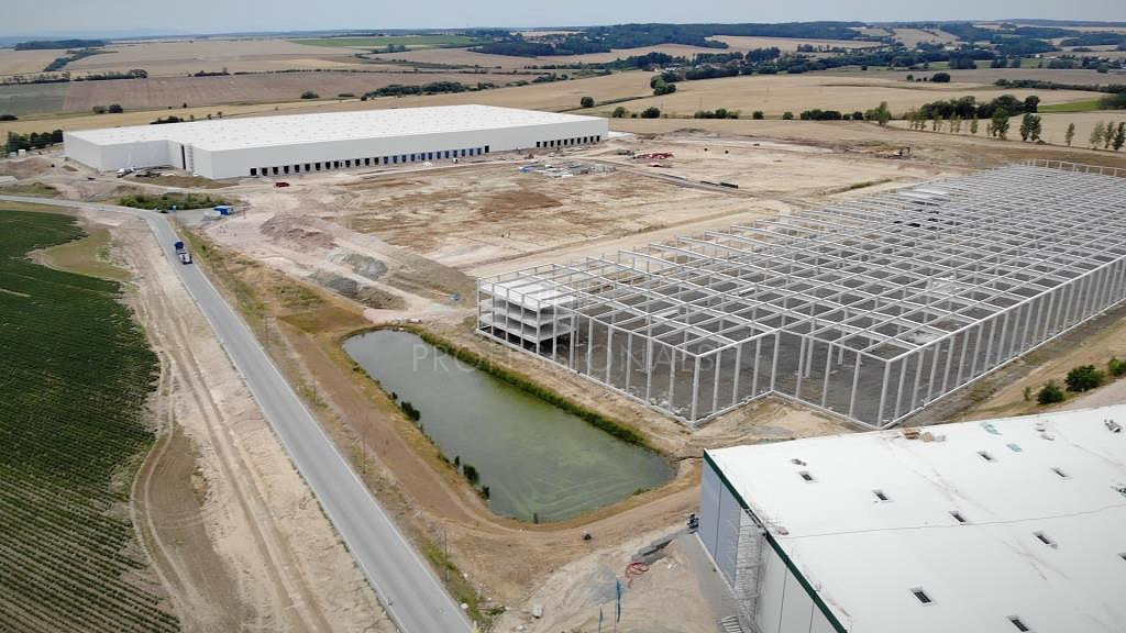 Pronájem skladovacích prostor 15 000 m² – fotografie 5