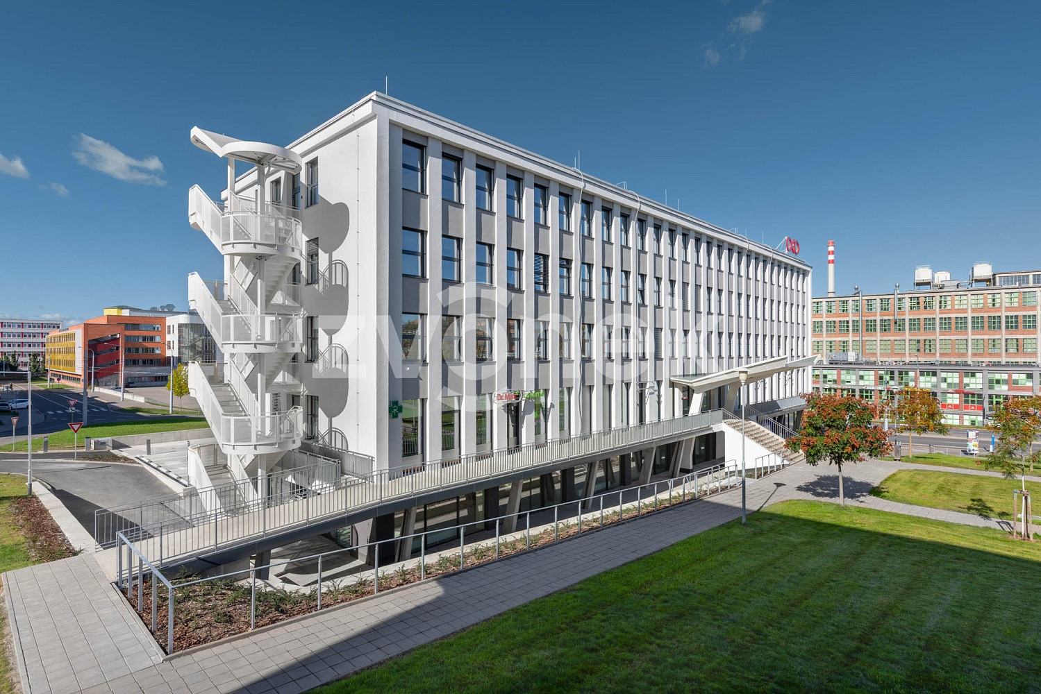 Pronájem kanceláře 36 m² — photo 4