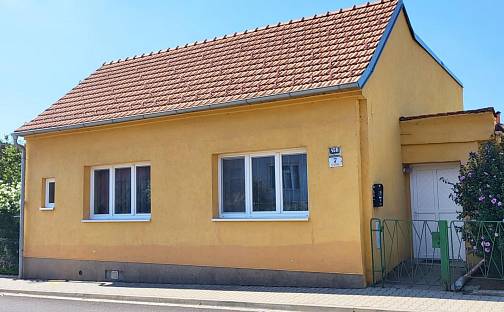 Prodej domu 93 m² s pozemkem 176 m², U hřiště, Brno - Starý Lískovec