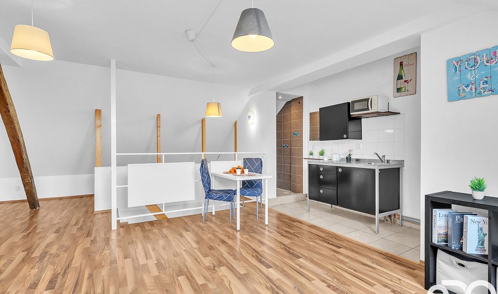 Prodej komerčního objektu (jiného typu) 220 m², Jičín – náhled fotky 14