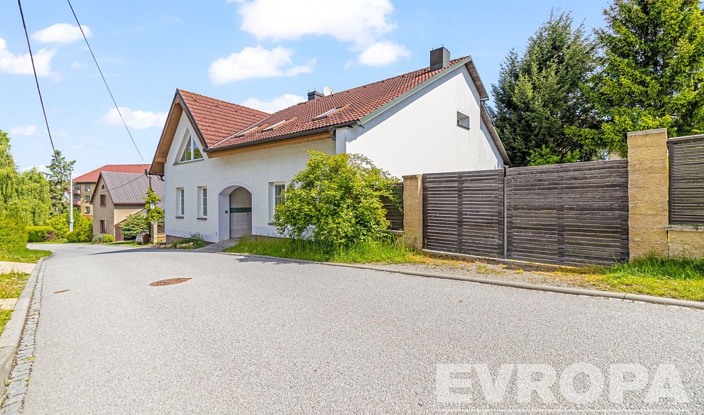 Prodej domu 375 m² s pozemkem 772 m², Nové Město na Moravě – náhled fotky 47