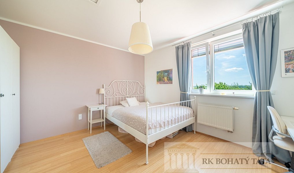 Prodej domu 192 m² s pozemkem 324 m², Velké Přílepy – náhled fotky 8