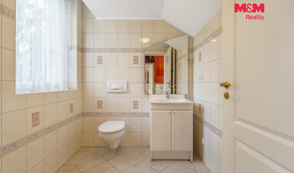Prodej domu 540 m² s pozemkem 1 403 m², Karlovy Vary – náhled fotky 8