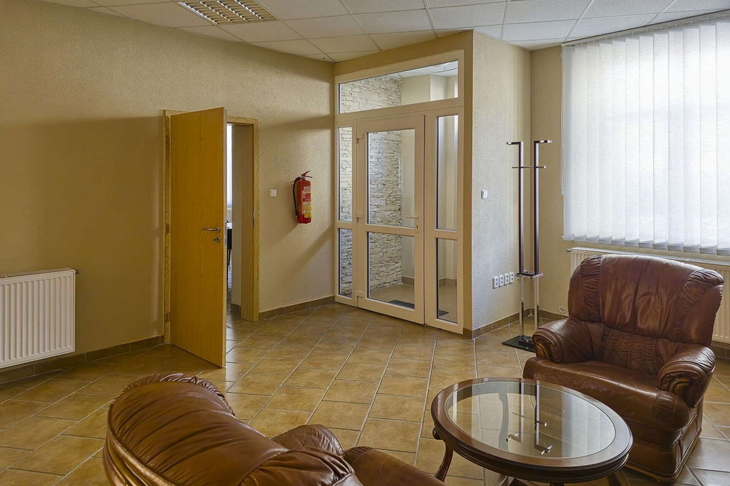 Pronájem výrobních prostor 1 100 m² – fotografie 5