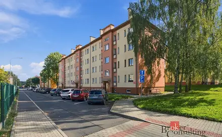 Prodej bytu 2+1 63 m², Myslbekova, Ostrov, okres Karlovy Vary