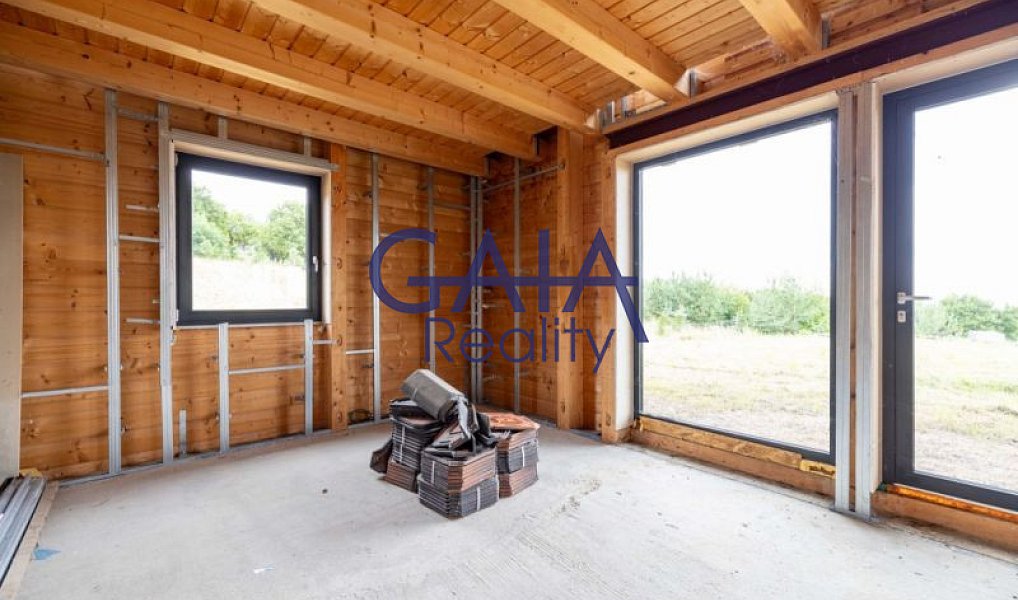 Prodej domu 250 m² s pozemkem 4 513 m², Strážovice – náhled fotky 10