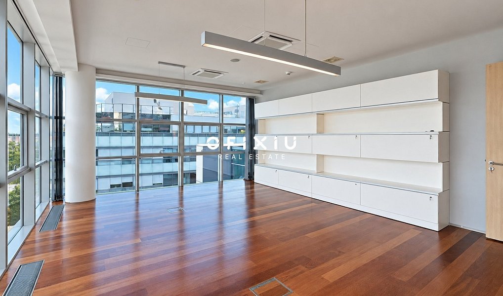 Pronájem kanceláře 1 500 m², Praha – náhled fotky 16