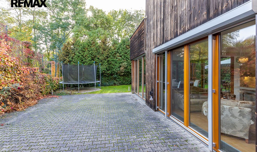 Prodej domu 306 m² s pozemkem 418 m², Praha – náhled fotky 36