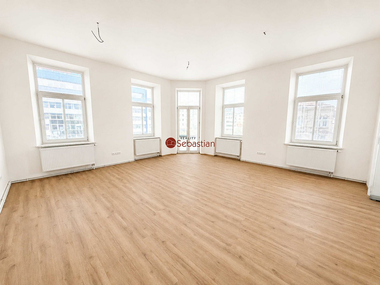 Pronájem kanceláře 106 m²