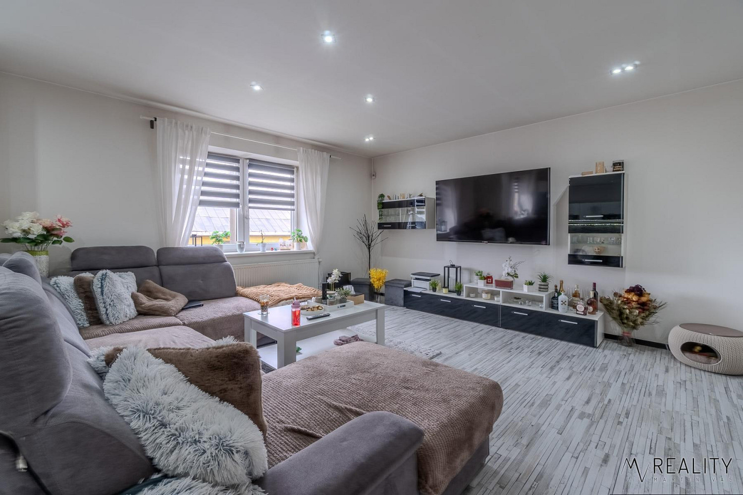 Prodej domu 200 m² s pozemkem 1 152 m² – pohled 5