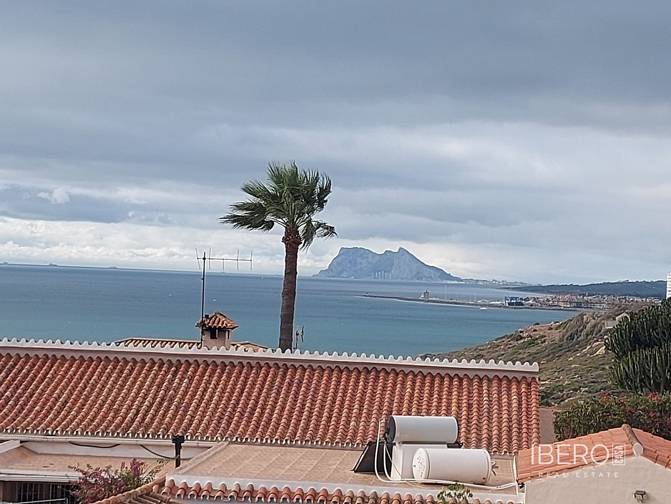Casa 5+kk – Málaga, Mangas Verdes, Ciudad Jardín - Vista 2