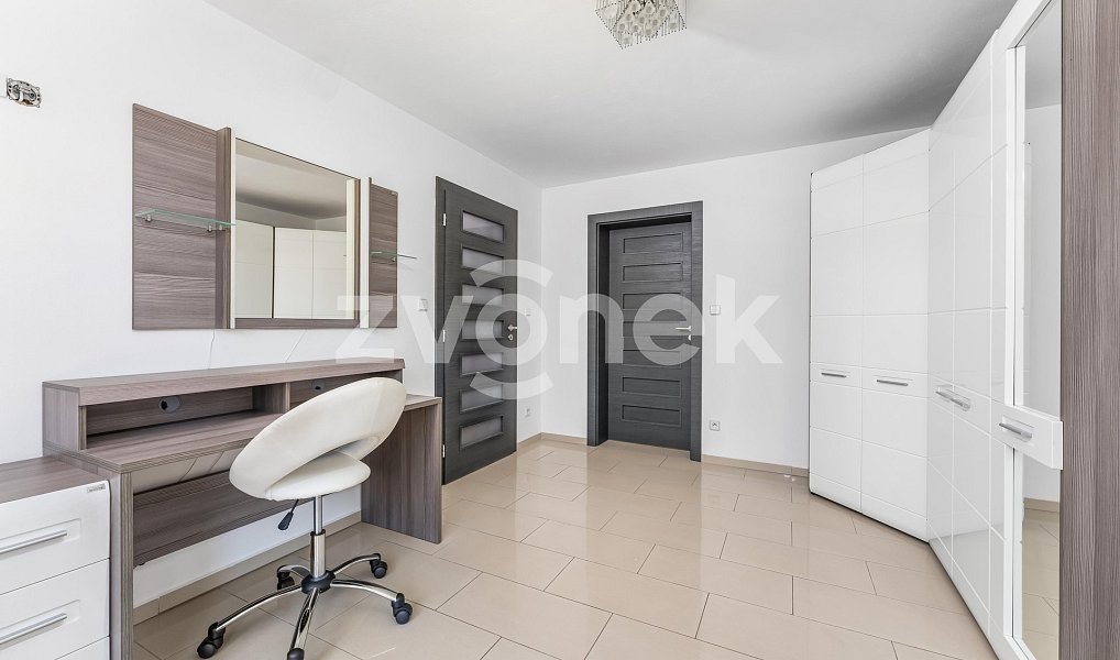Prodej domu 258 m² s pozemkem 1 107 m², Všemina – náhled fotky 13