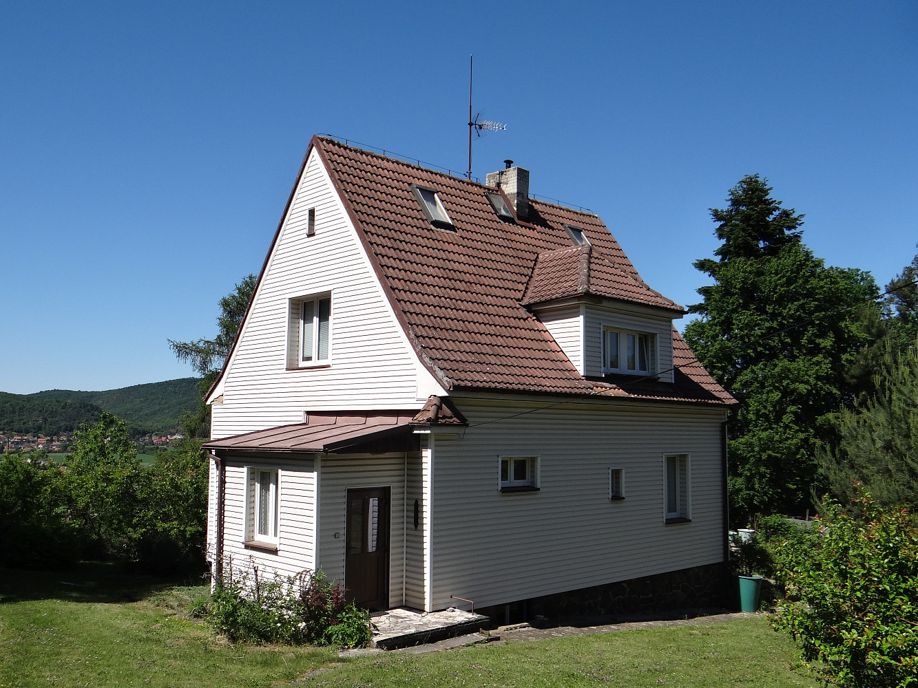 Prodej domu 240 m² s pozemkem 2 395 m² – fotografie 2