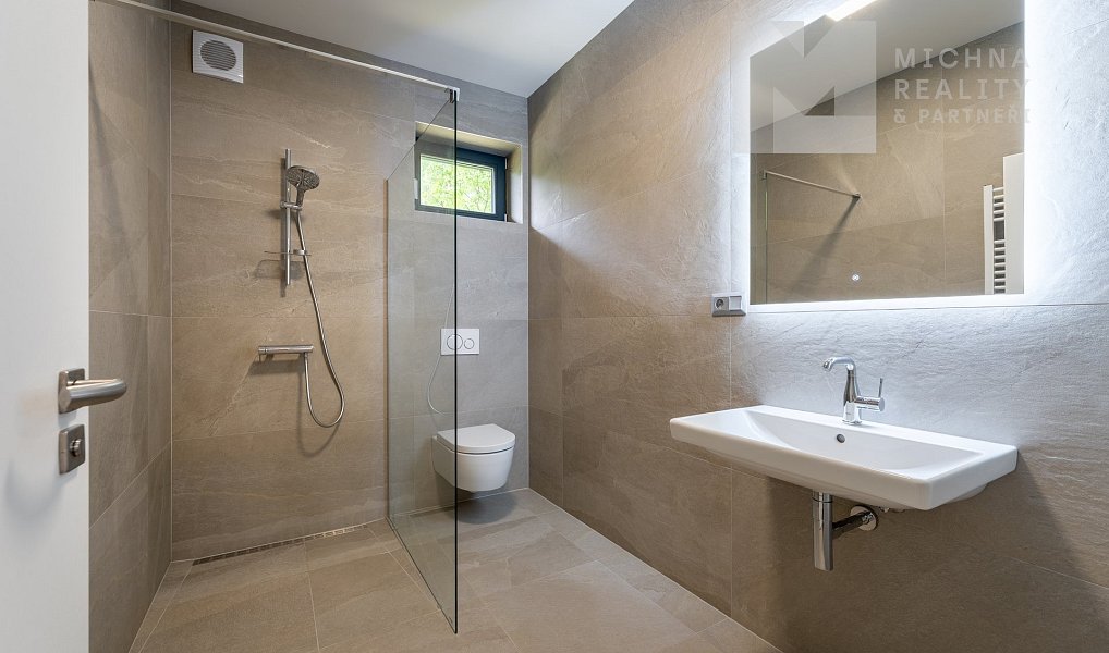 Prodej domu 256 m² s pozemkem 468 m², Rozdrojovice – náhled fotky 23
