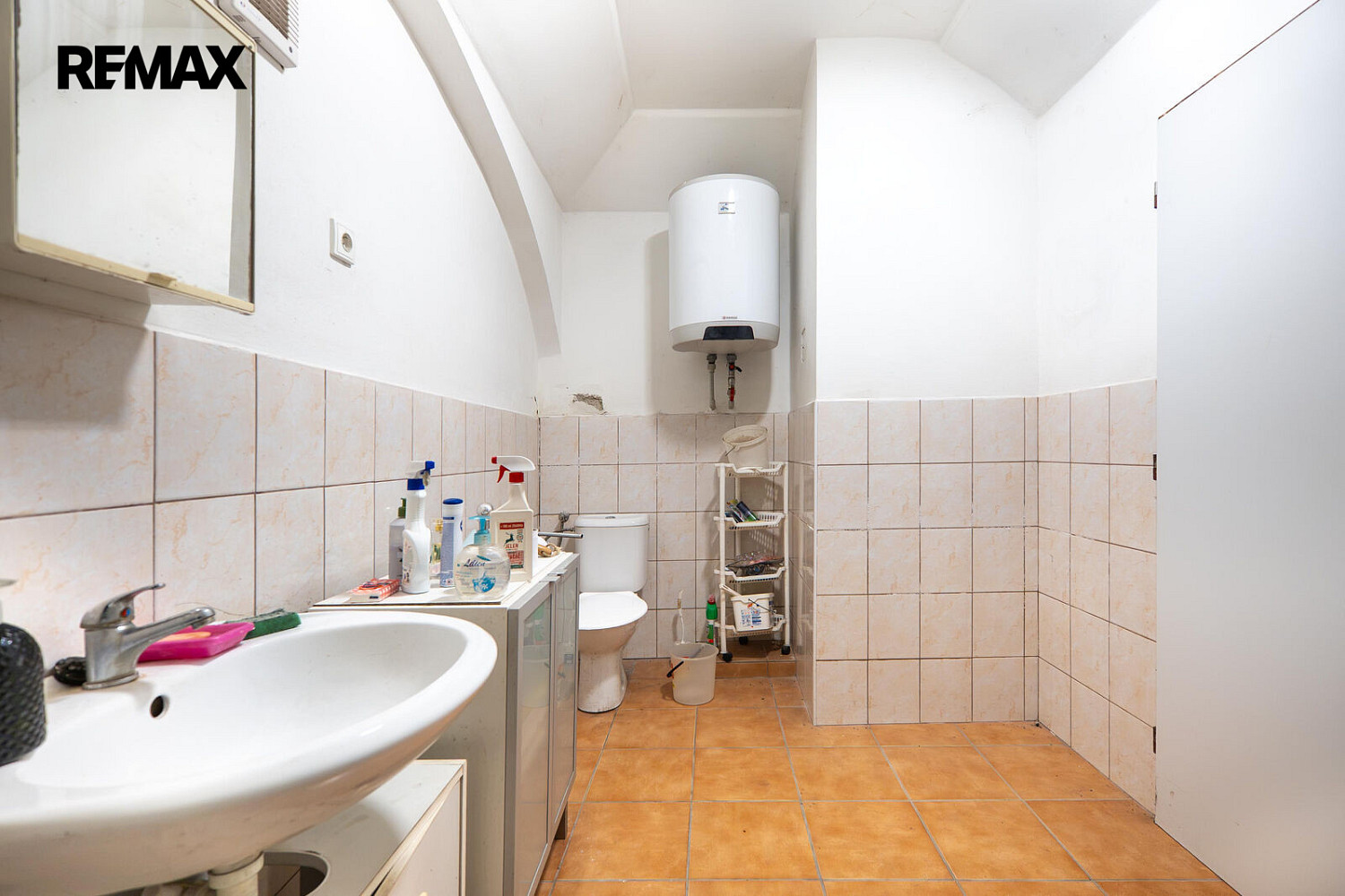 Prodej domu 240 m² s pozemkem 355 m² – fotografie 3