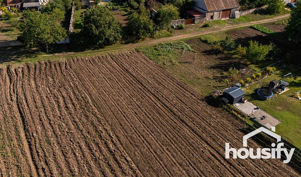 Prodej stavebního pozemku 873 m², Hostěradice – náhled fotky 9