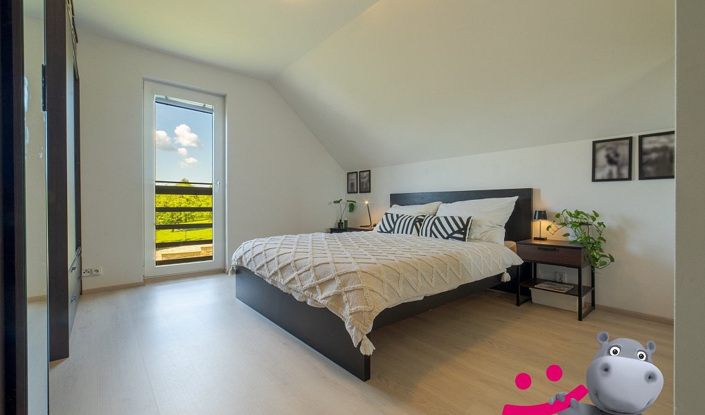 Prodej domu 158 m² s pozemkem 735 m², Ostrata – náhled fotky 12