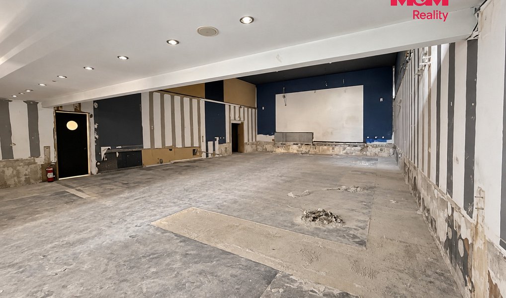 Pronájem obchodních prostor 237 m², Jesenice – náhled fotky 4