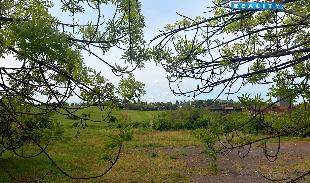 Prodej pole 5 688 m², Roudnice nad Labem – náhled fotky 3