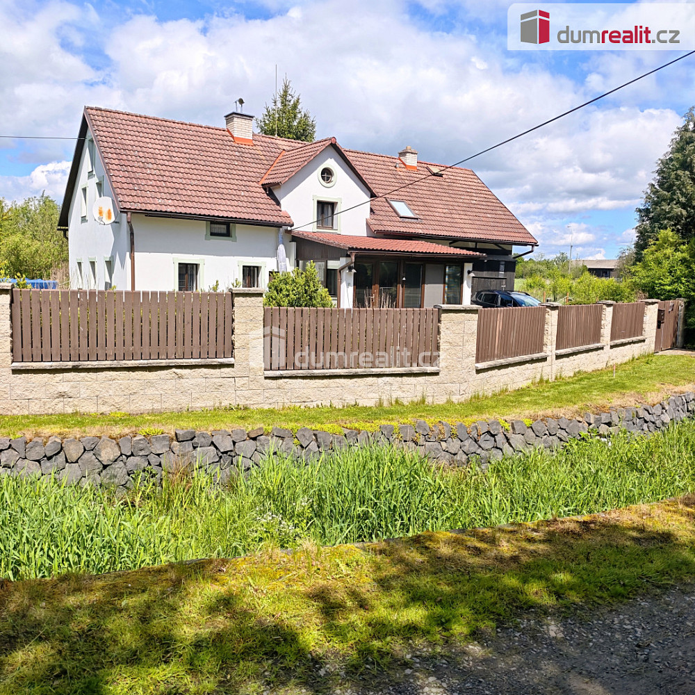 Prodej domu 162 m² s pozemkem 1 205 m² — photo 2