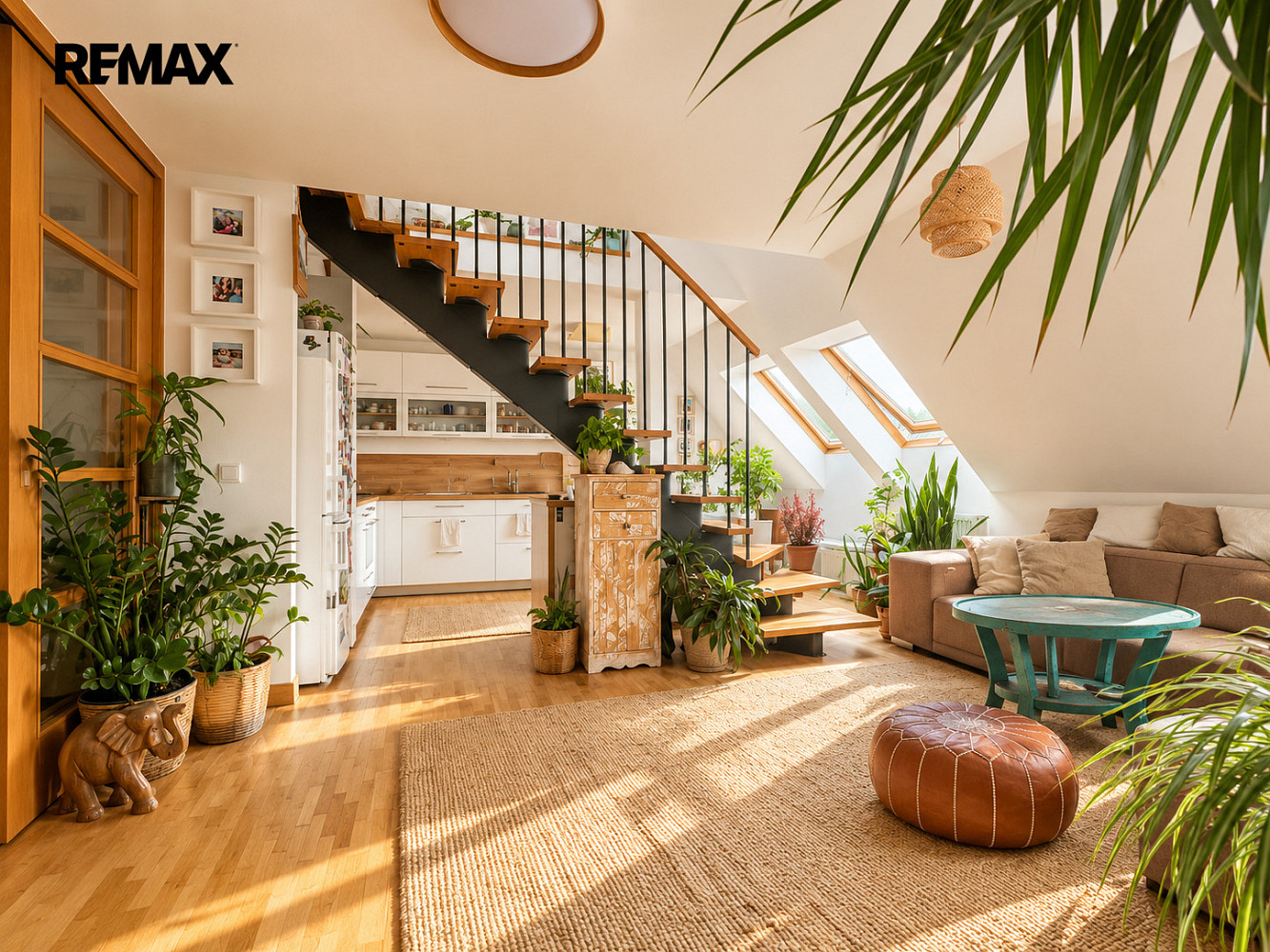 Pronájem bytu 4+kk 134 m² – fotografie 3