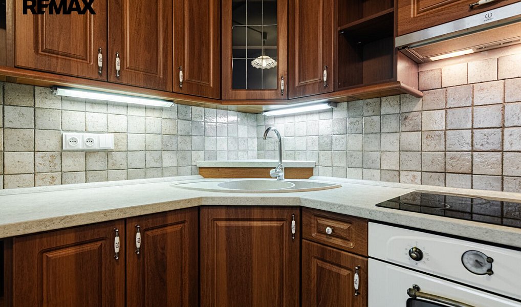 Pronájem bytu 1+kk 33 m², Kladno – náhled fotky 3