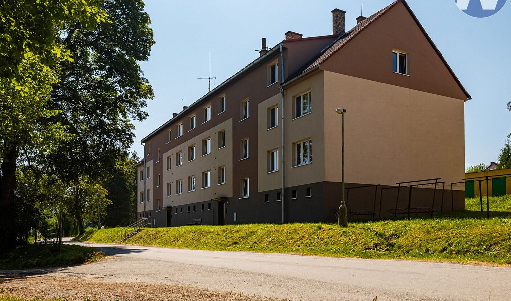 Prodej bytu 2+kk 34 m², Nová Pec – náhled fotky 2
