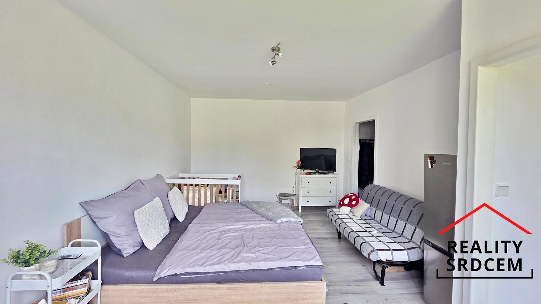 Pronájem bytu 1+1 36 m² – fotografie 4